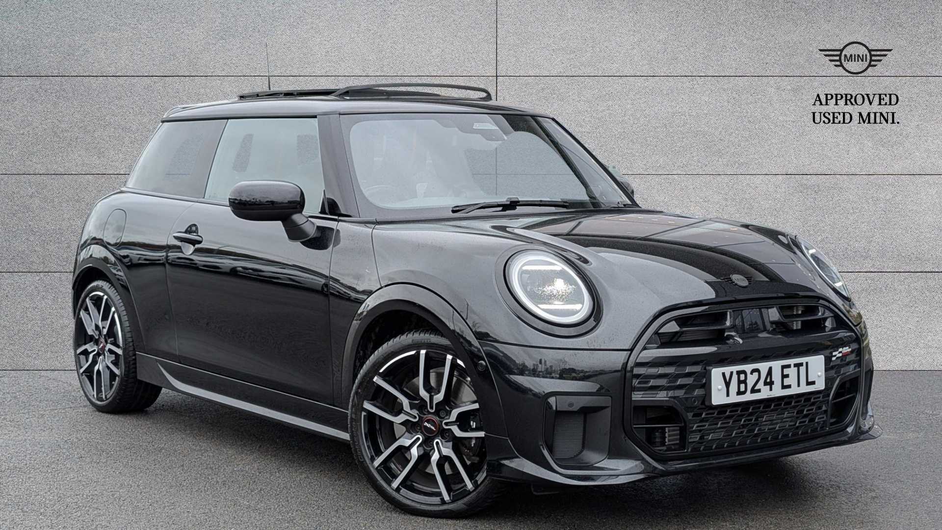 Main listing image - MINI Hatchback