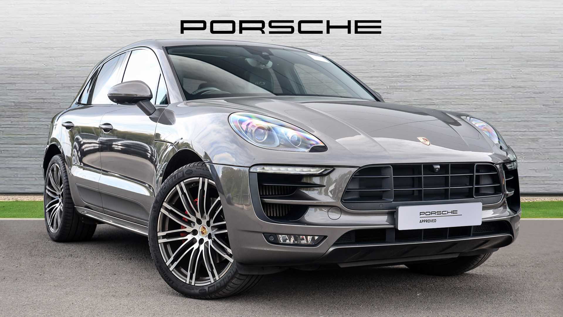 Main listing image - Porsche Macan