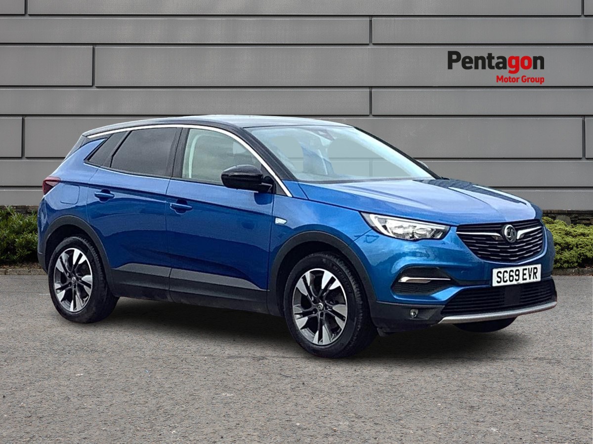 Main listing image - Vauxhall Grandland X