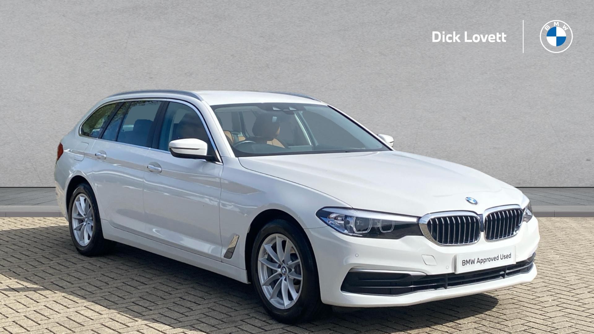 Main listing image - BMW 5 Series Touring