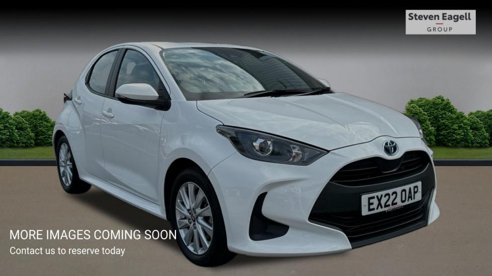 Main listing image - Toyota Yaris