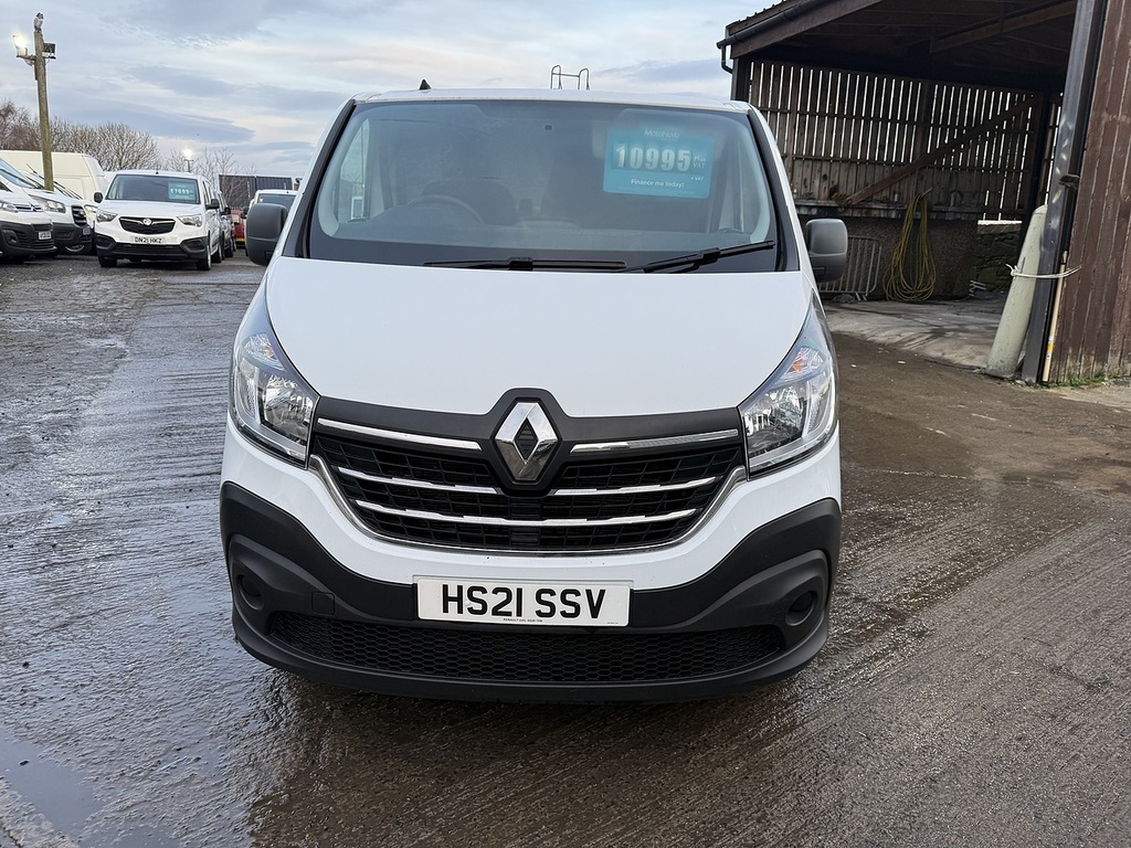 Main listing image - Renault Trafic