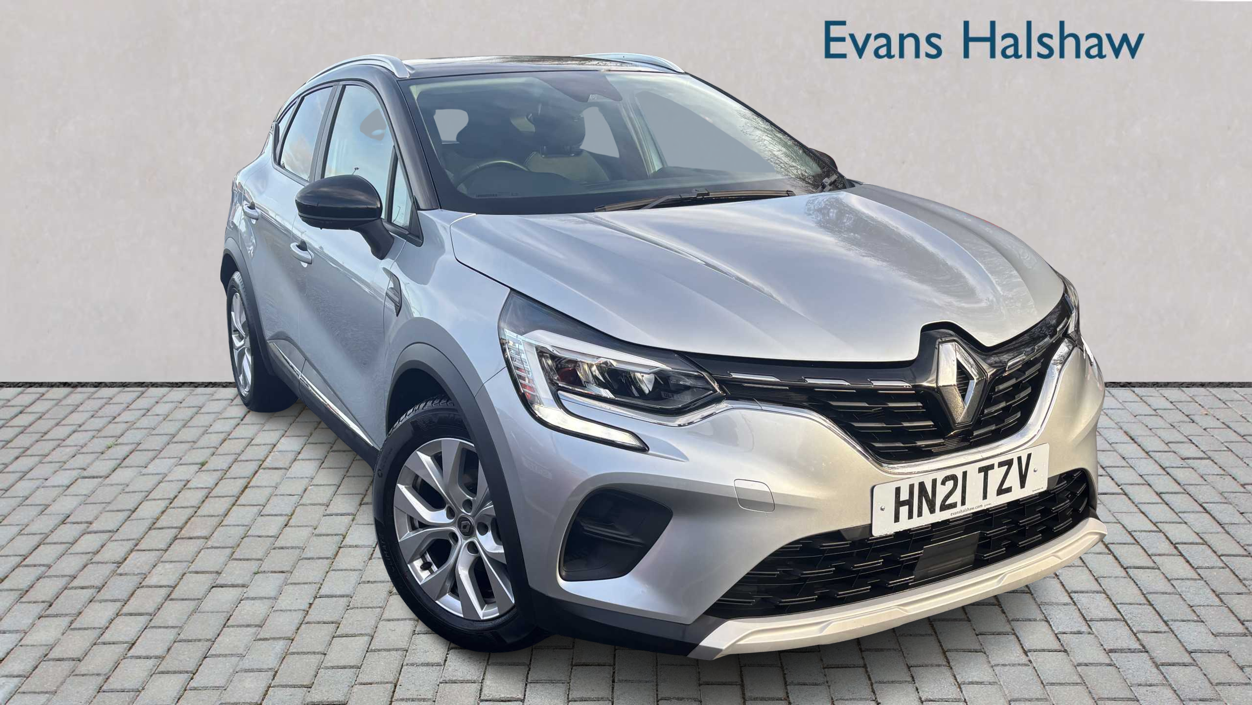 Main listing image - Renault Captur