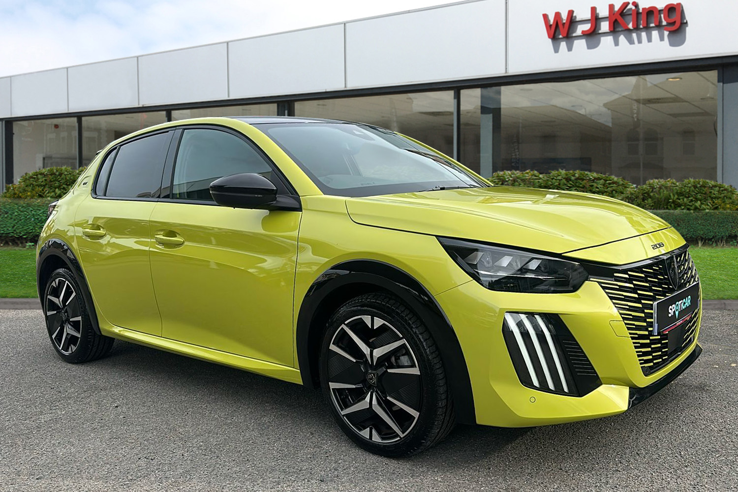 Main listing image - Peugeot 208