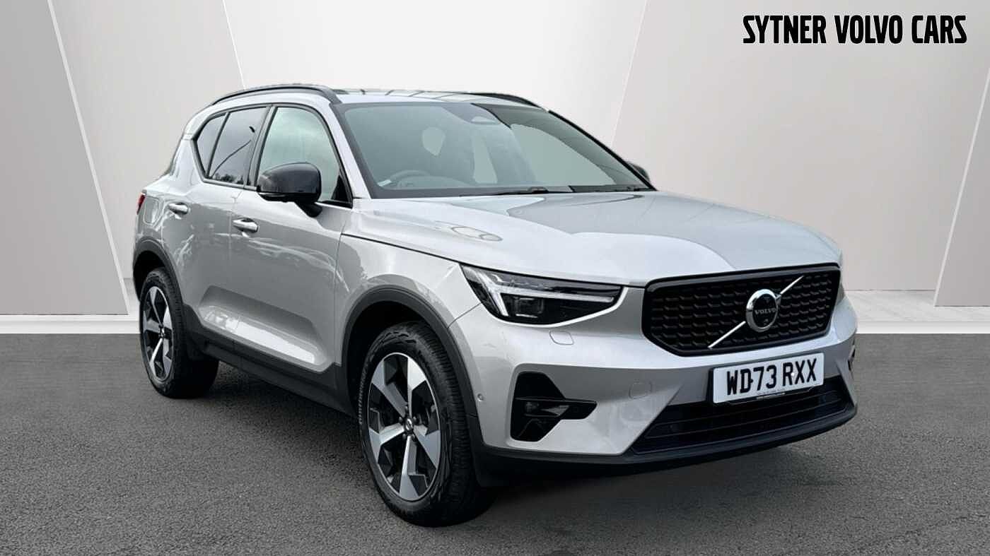 Main listing image - Volvo XC40