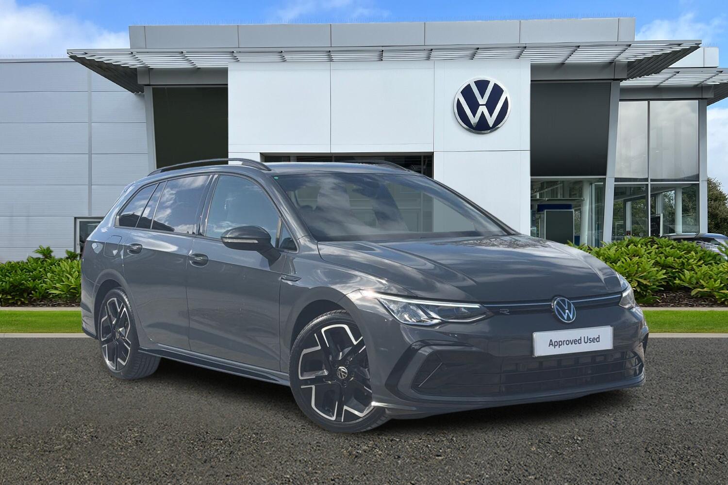 Main listing image - Volkswagen Golf Estate