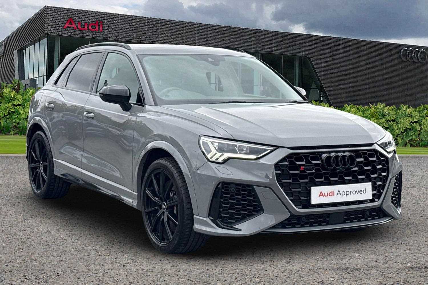 Main listing image - Audi RS Q3
