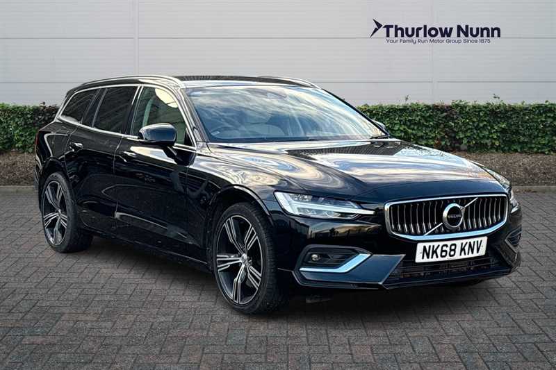 Main listing image - Volvo V60