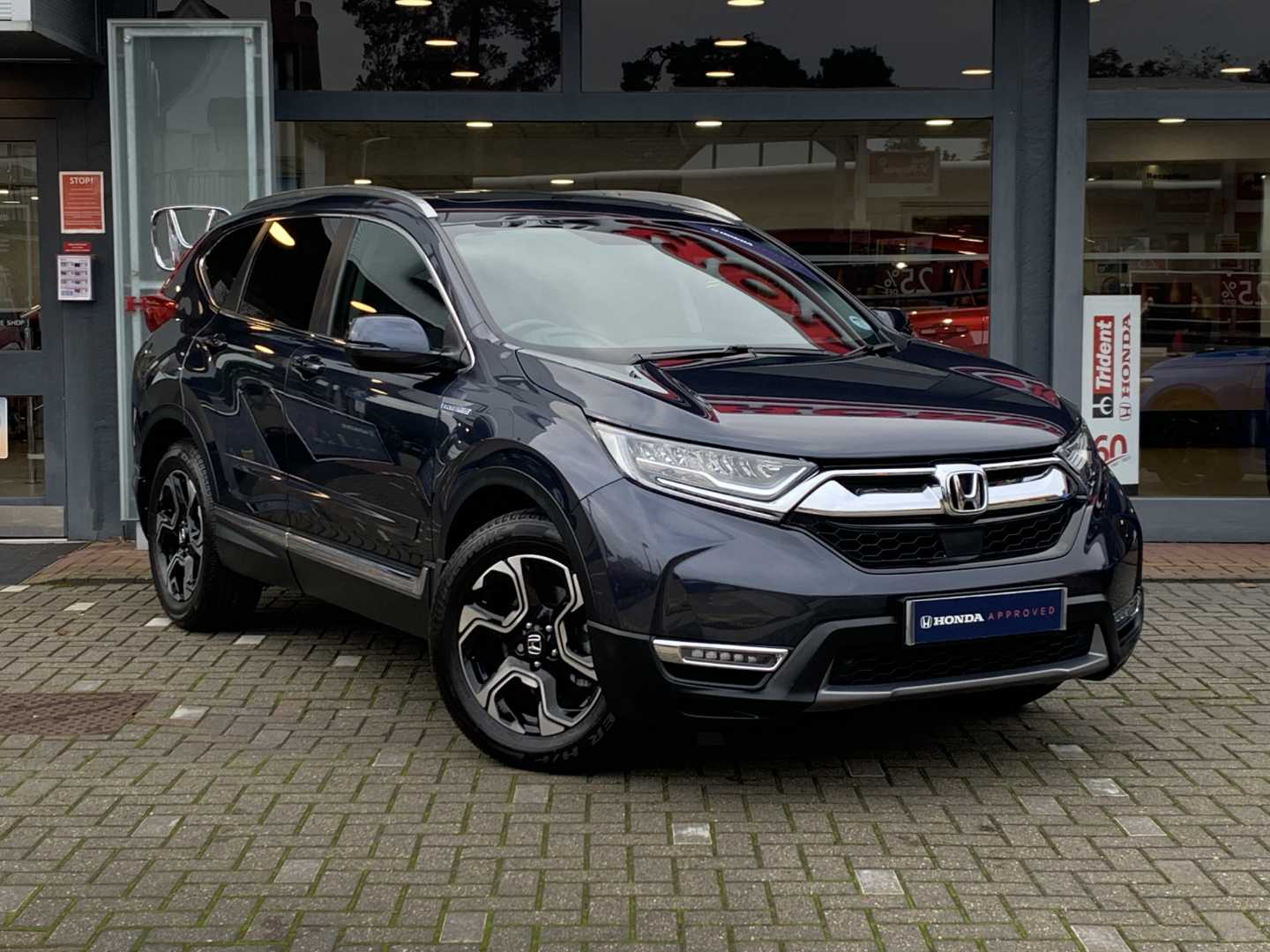 Main listing image - Honda CR-V