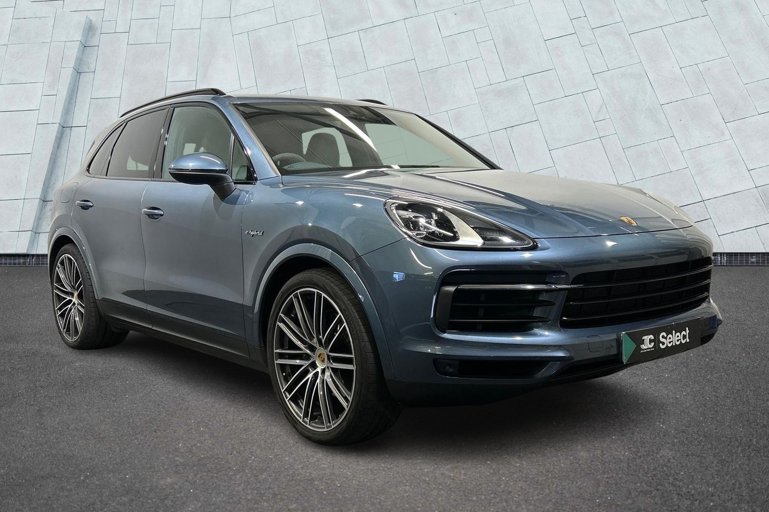 Main listing image - Porsche Cayenne