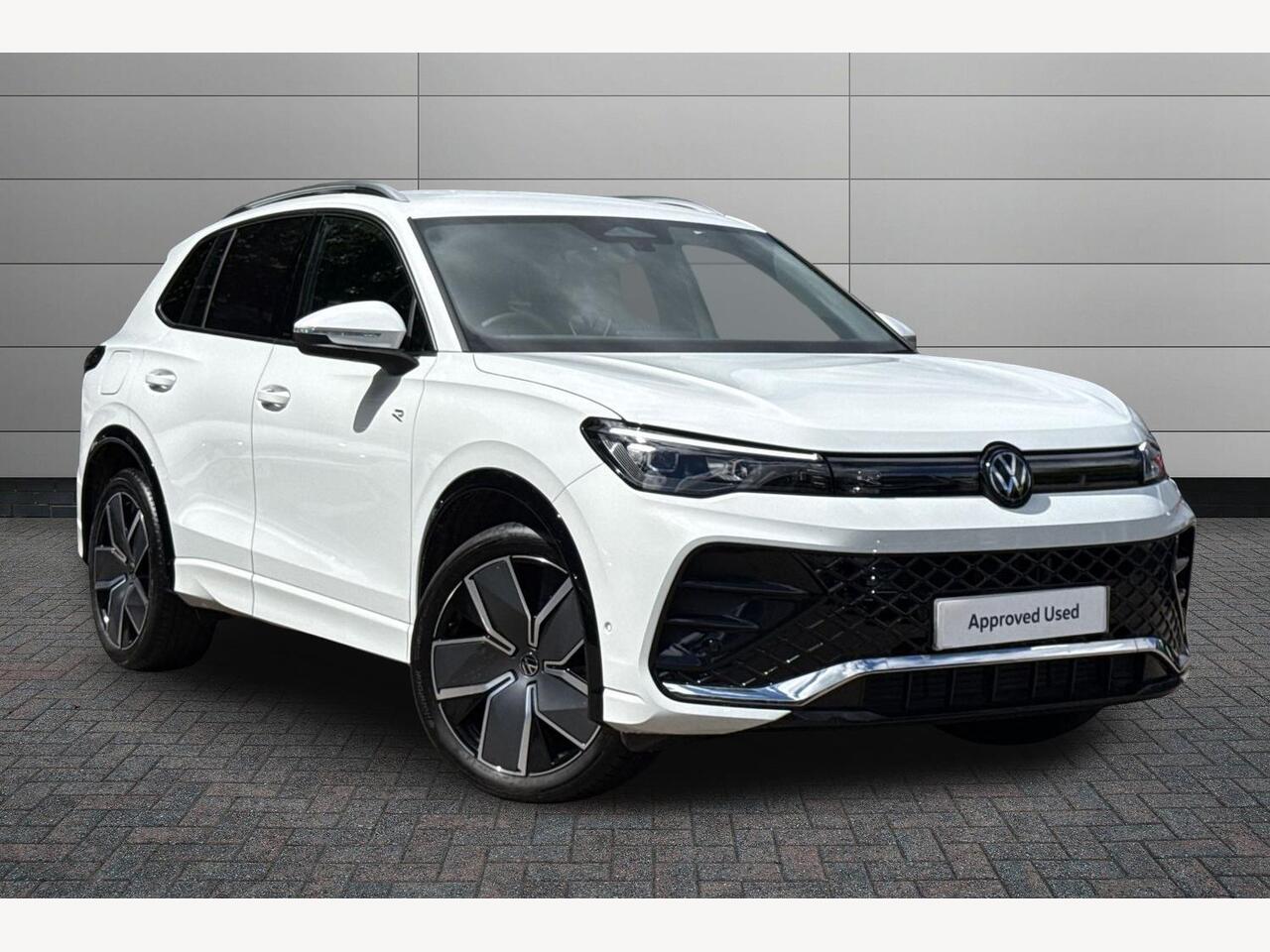 Main listing image - Volkswagen Tiguan