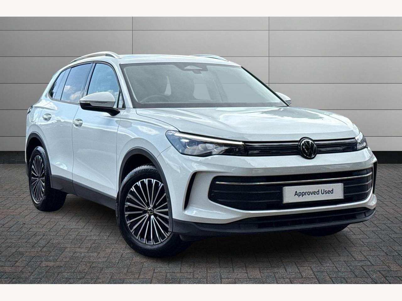 Main listing image - Volkswagen Tiguan