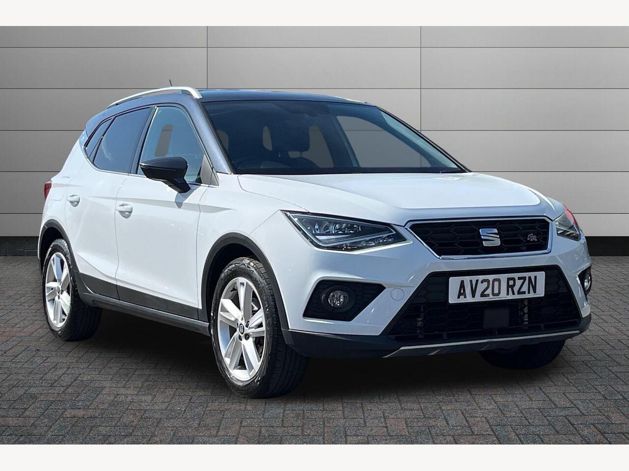 Main listing image - SEAT Arona