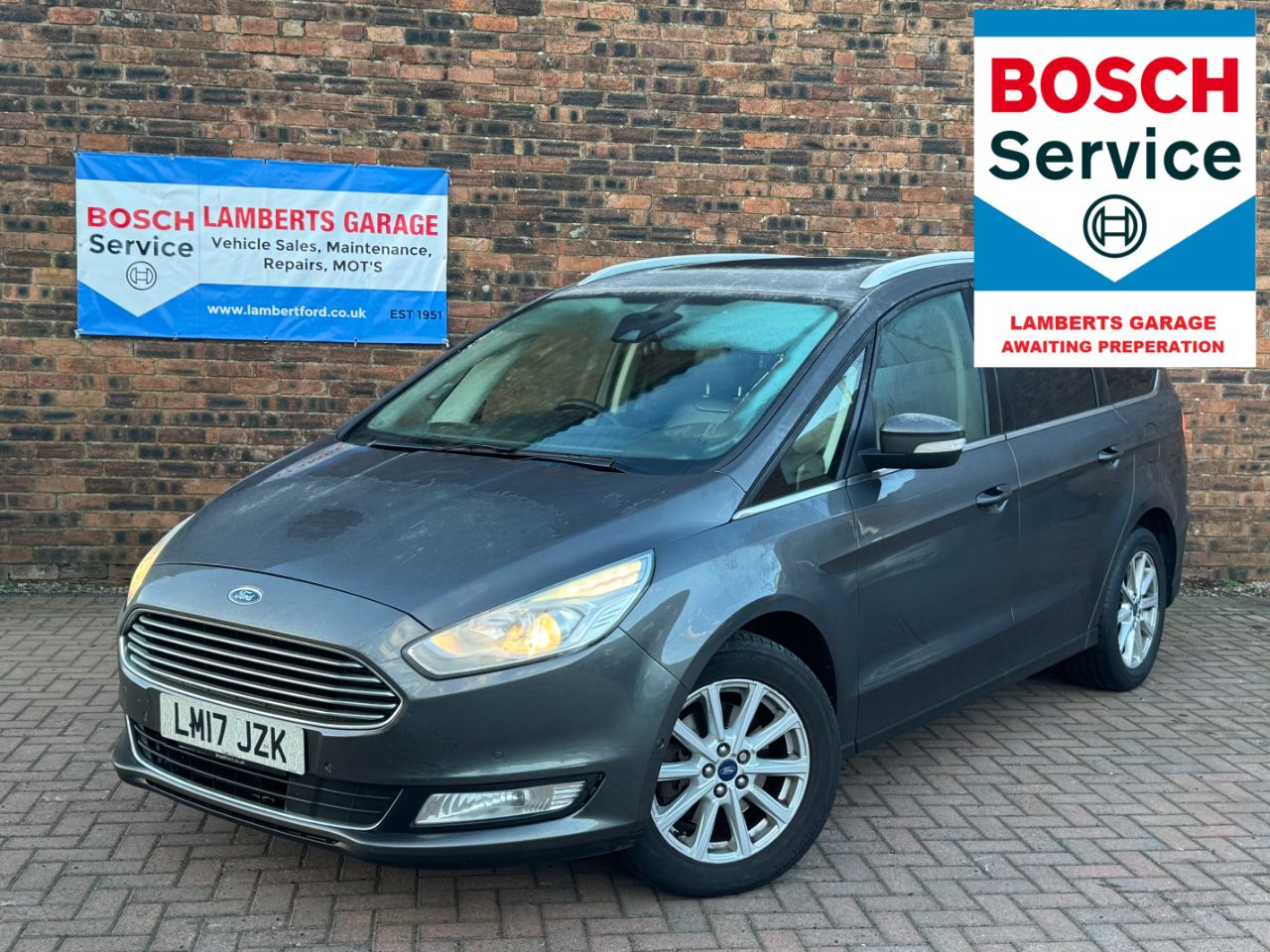 Main listing image - Ford Galaxy