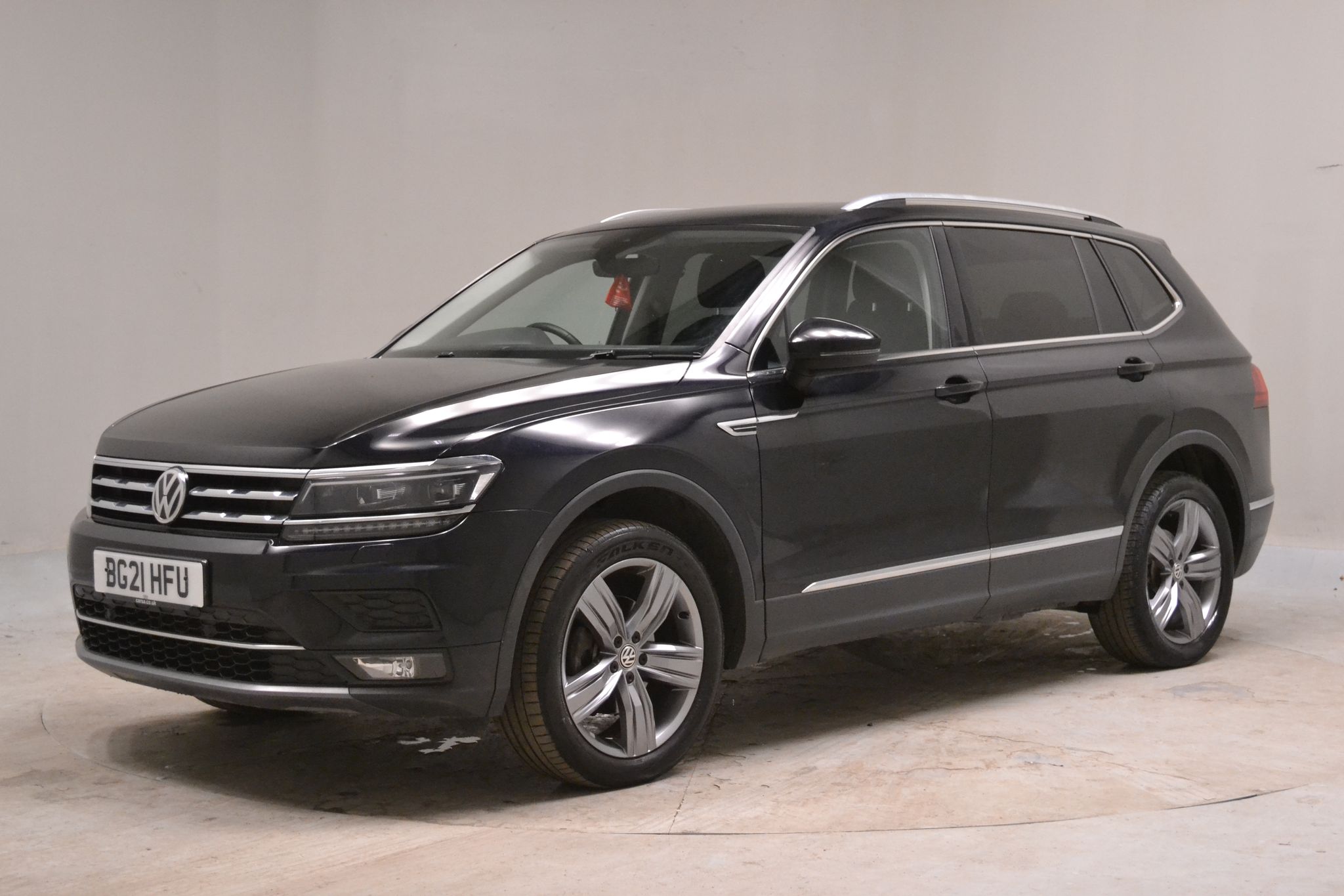 Main listing image - Volkswagen Tiguan Allspace