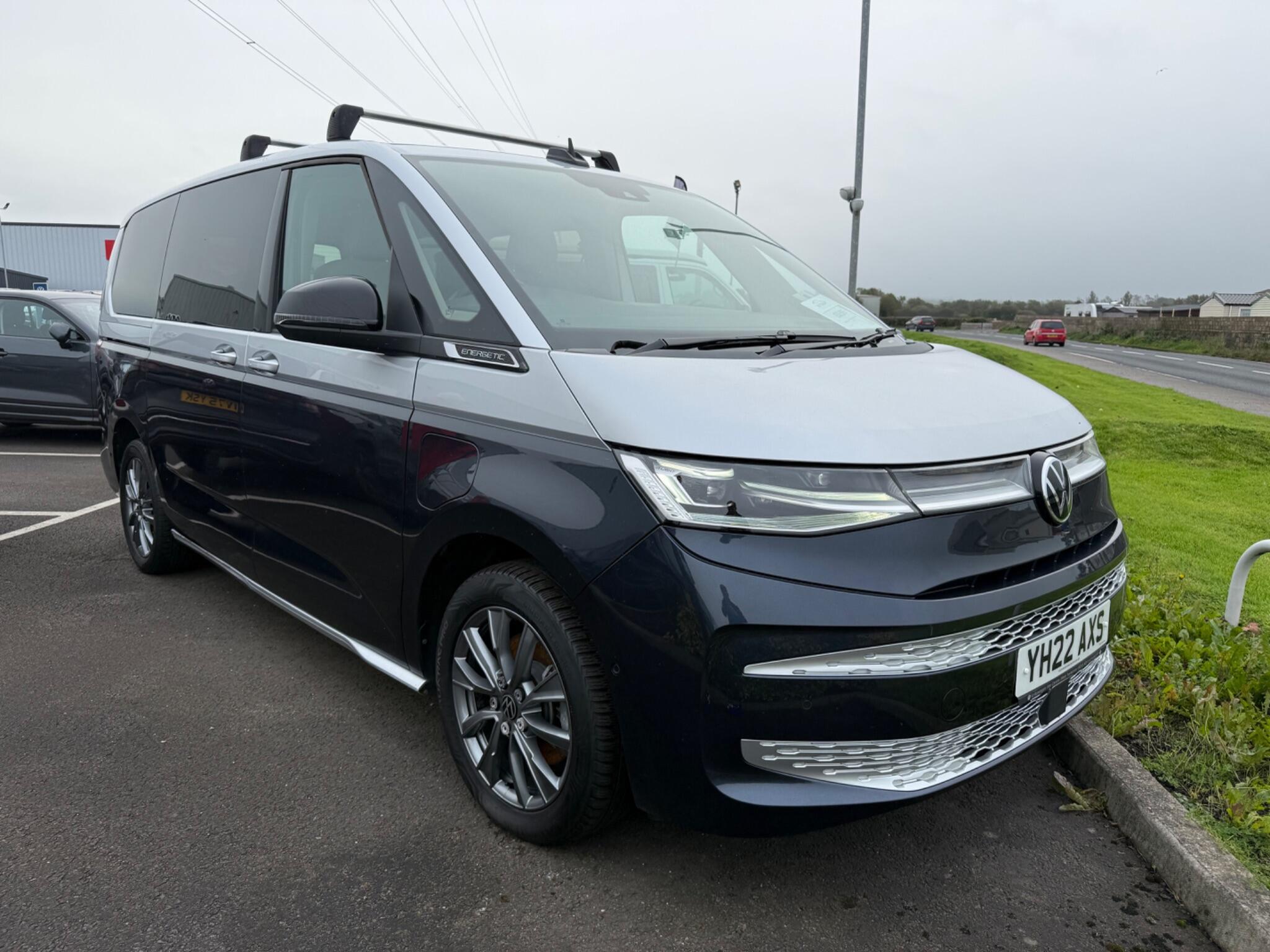 Main listing image - Volkswagen Multivan