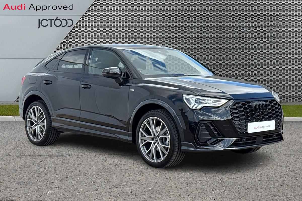 Main listing image - Audi Q3