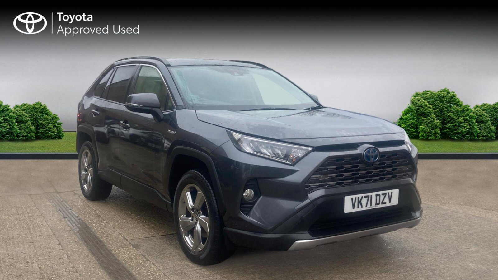 Main listing image - Toyota RAV4