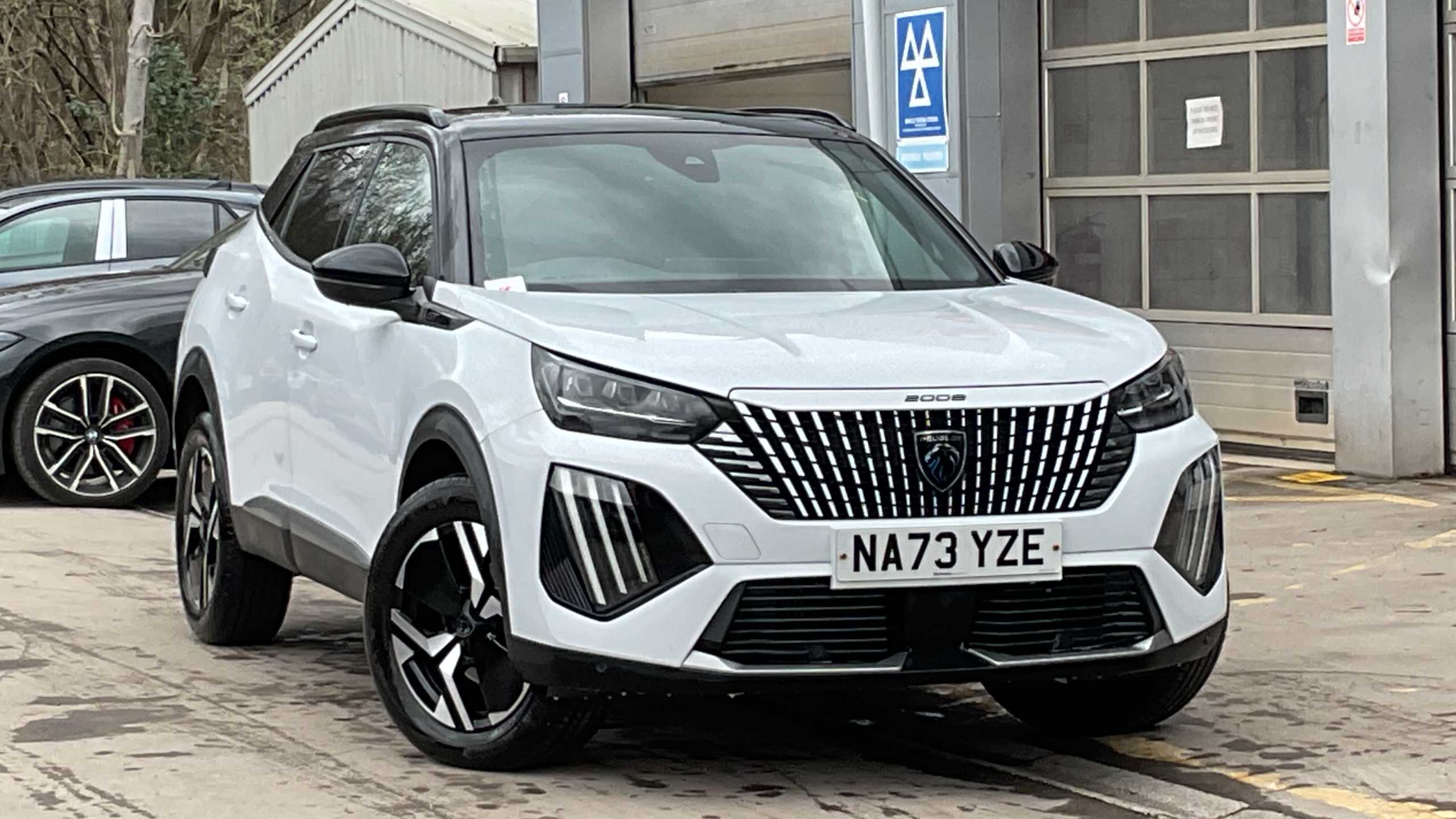 Main listing image - Peugeot 2008