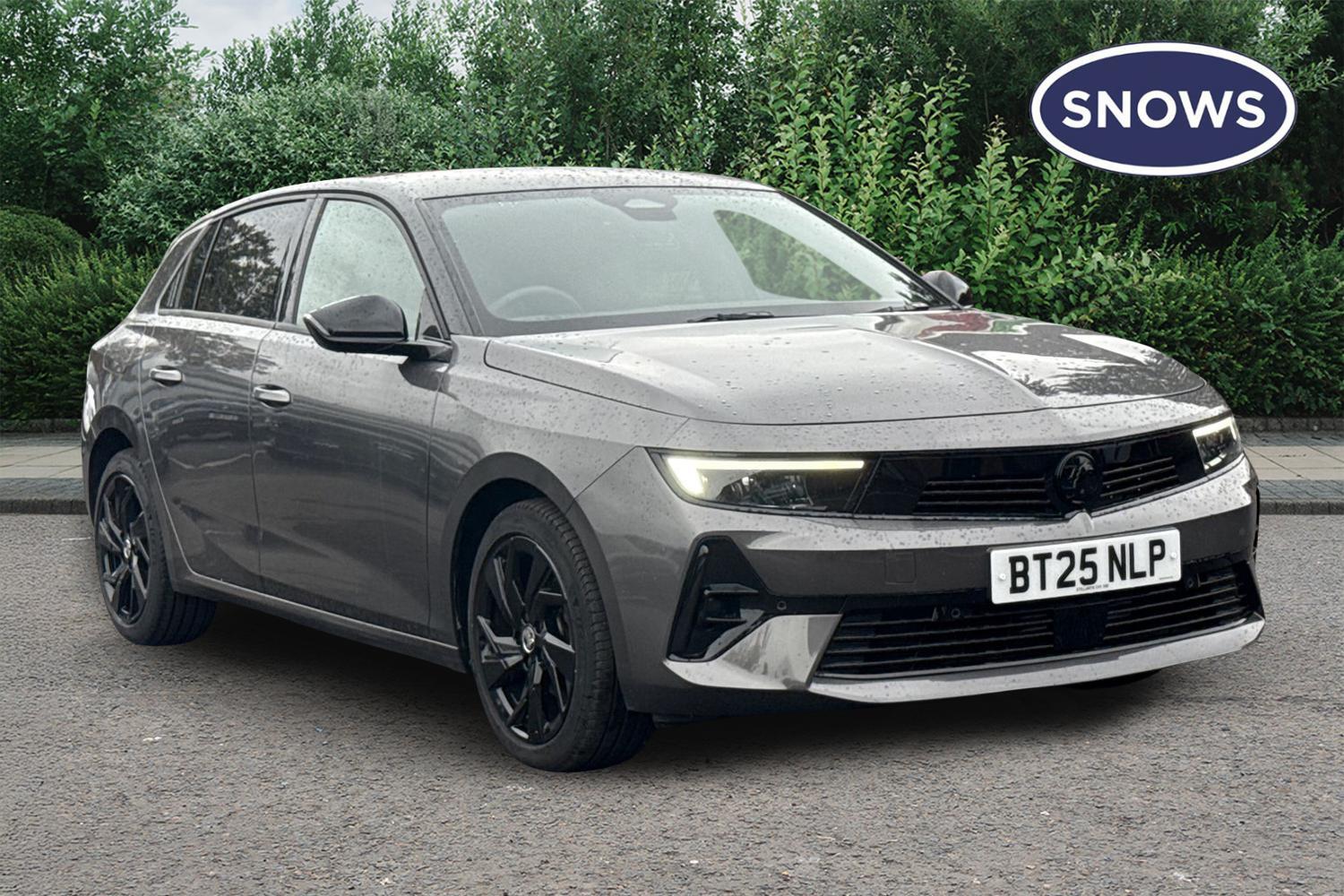 Main listing image - Vauxhall Astra