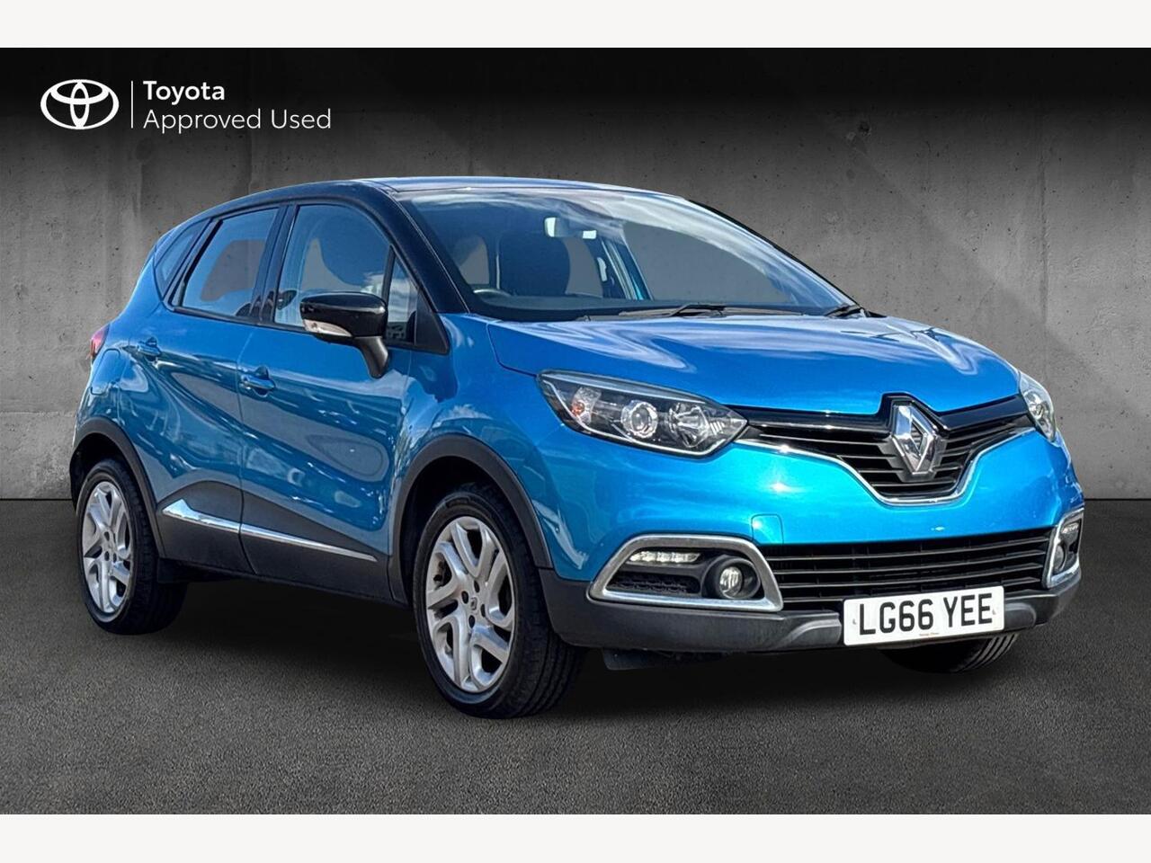 Main listing image - Renault Captur