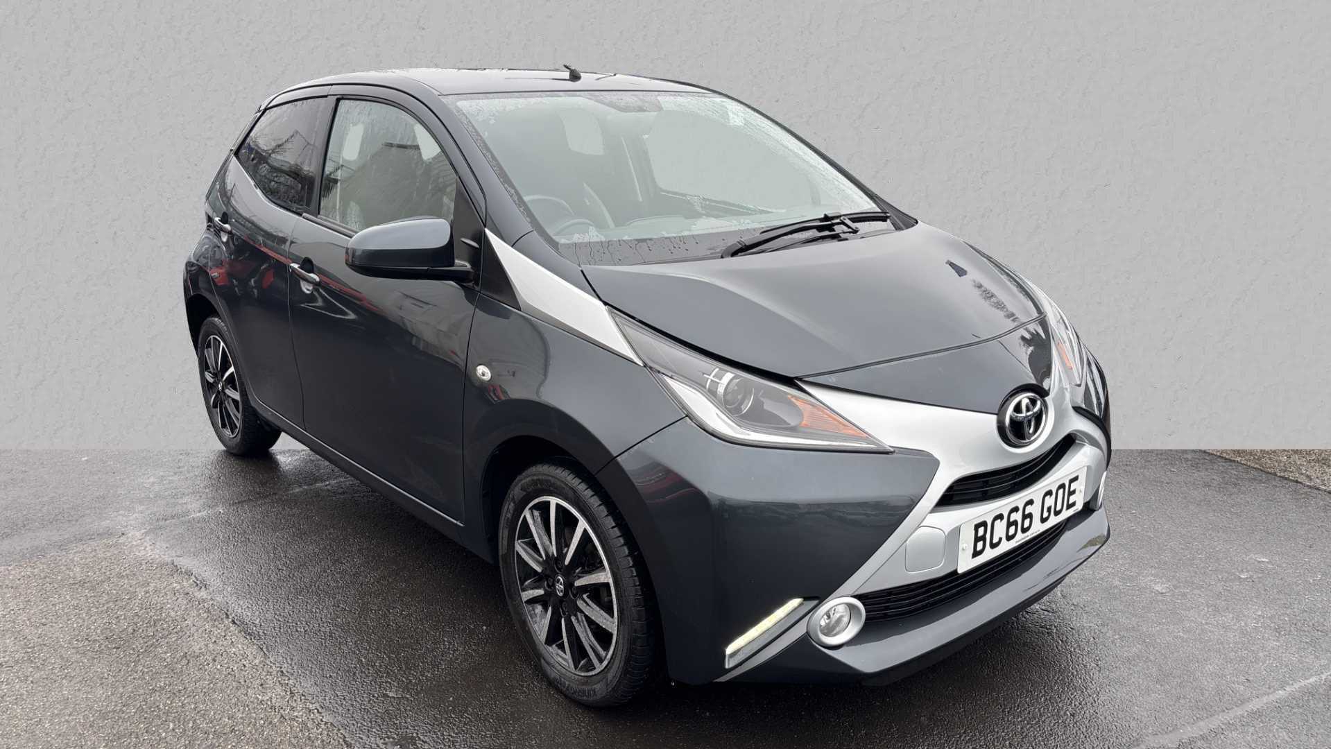 Main listing image - Toyota Aygo