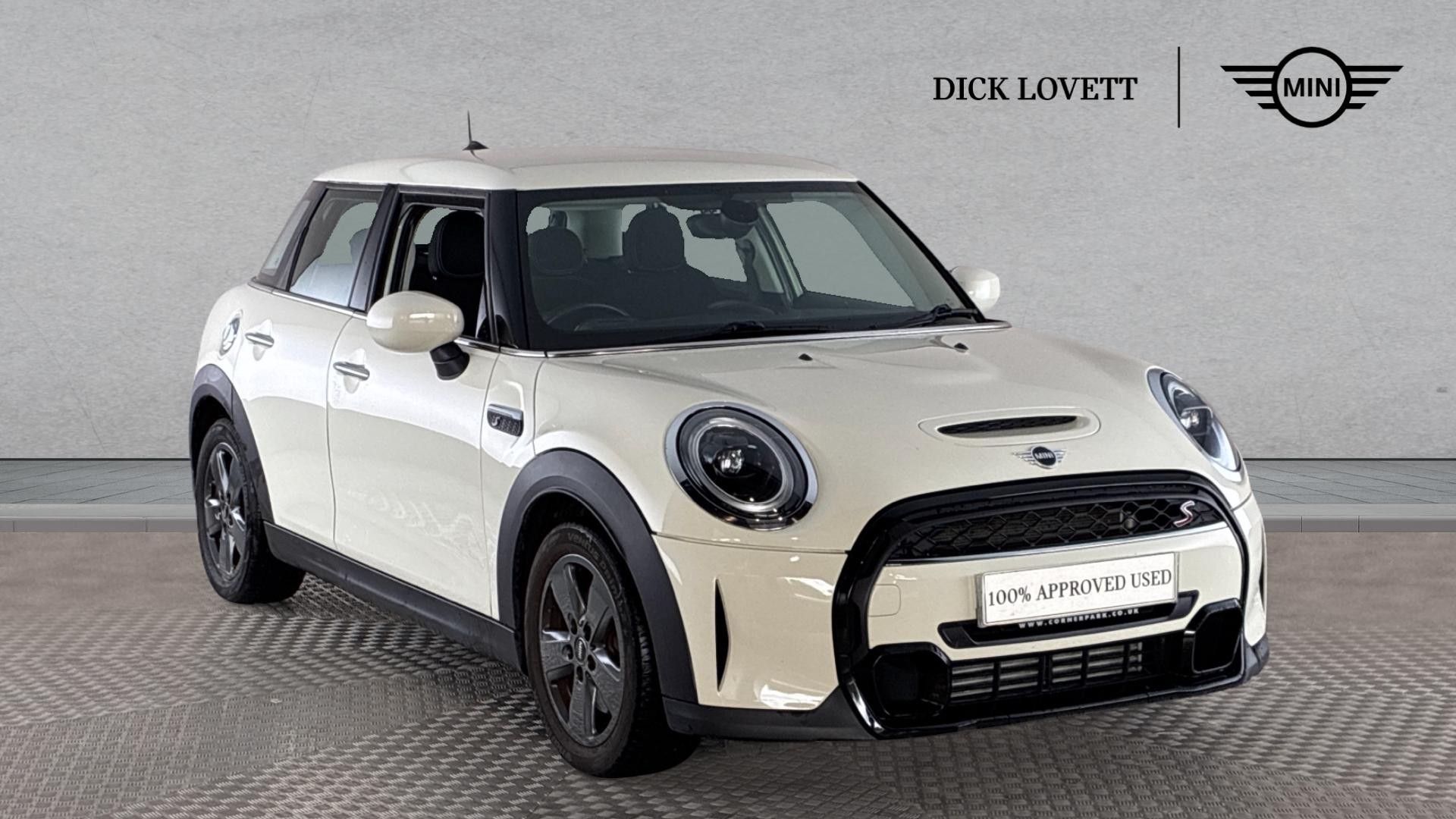 Main listing image - MINI Hatchback
