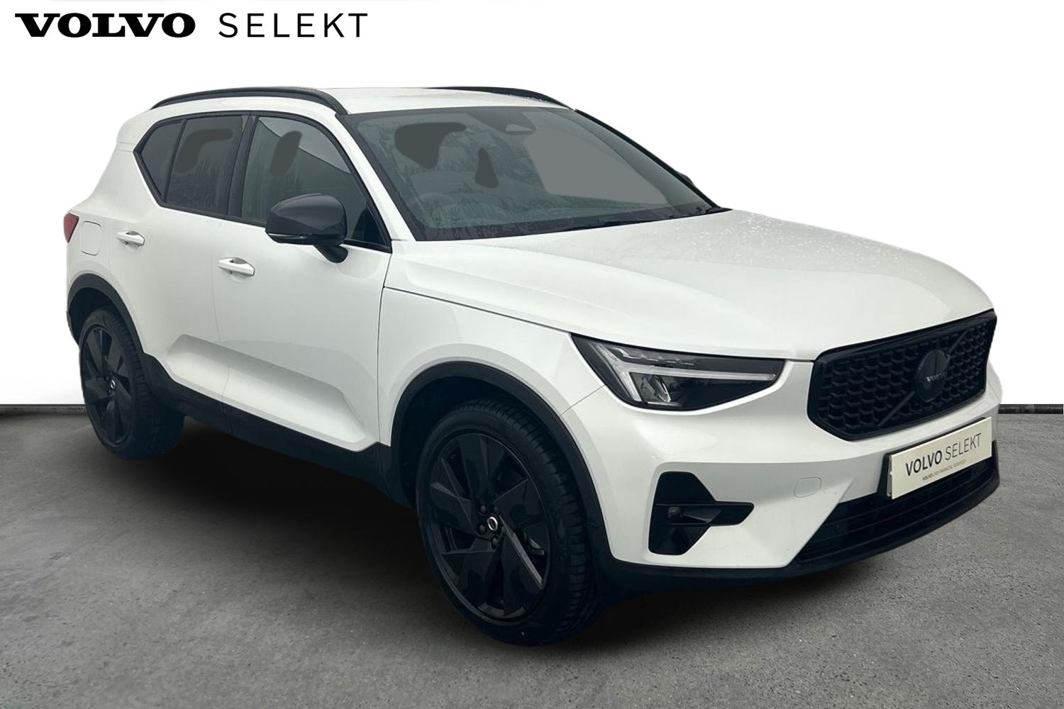 Main listing image - Volvo XC40