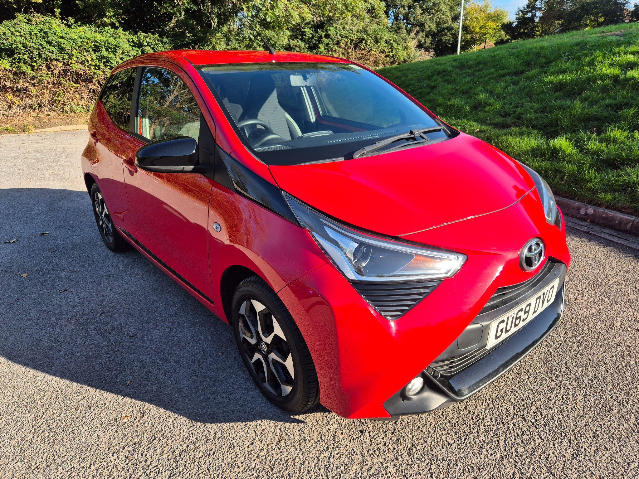 Main listing image - Toyota Aygo