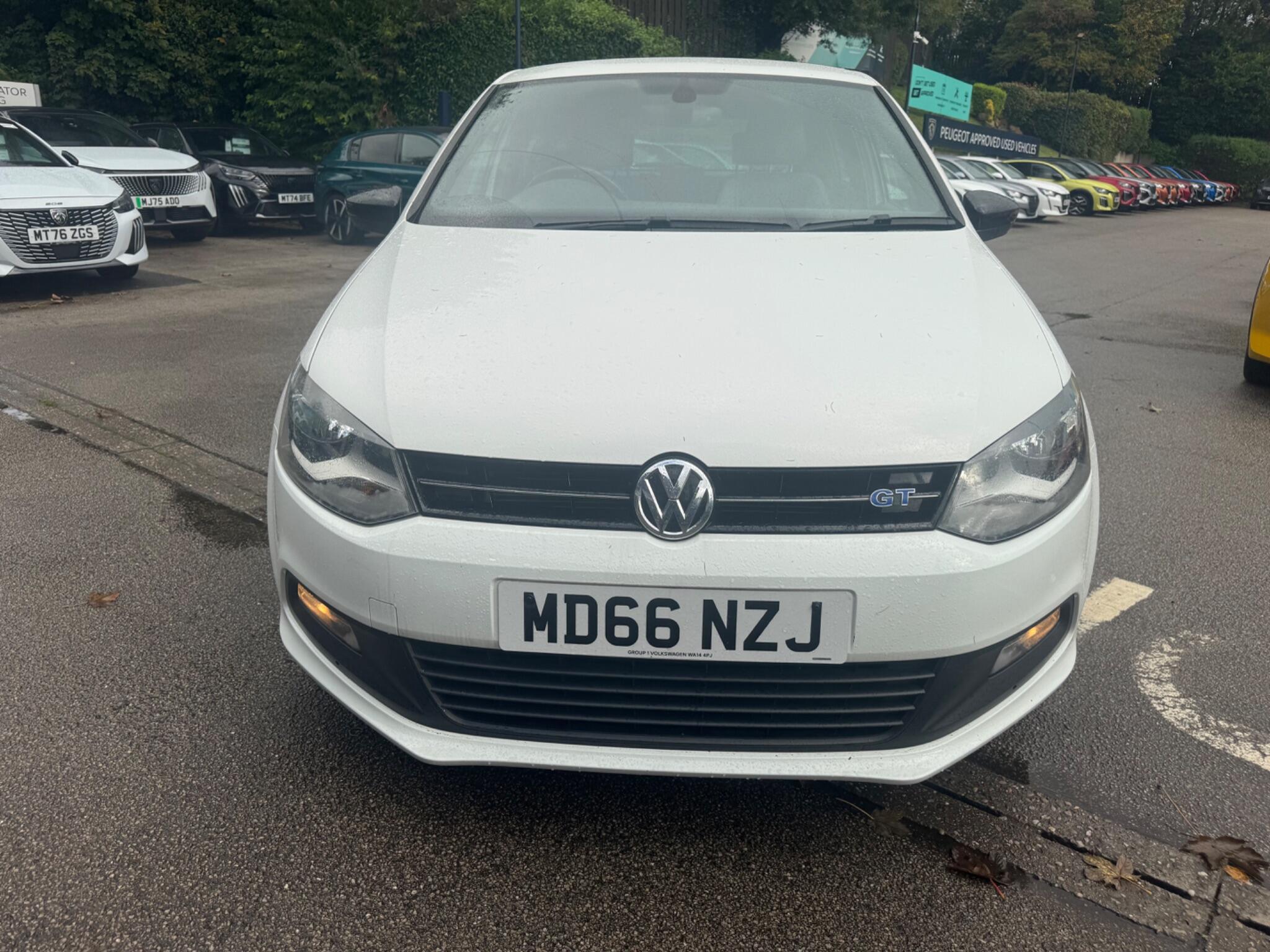 Main listing image - Volkswagen Polo