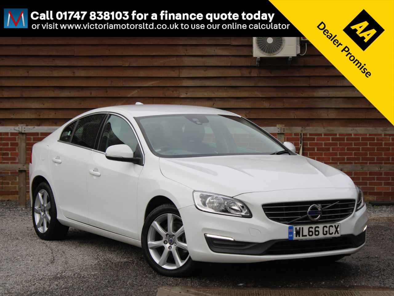 Main listing image - Volvo S60