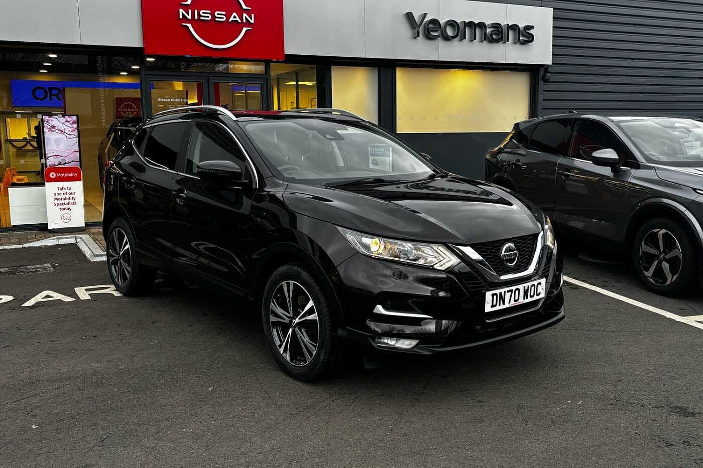 Main listing image - Nissan Qashqai