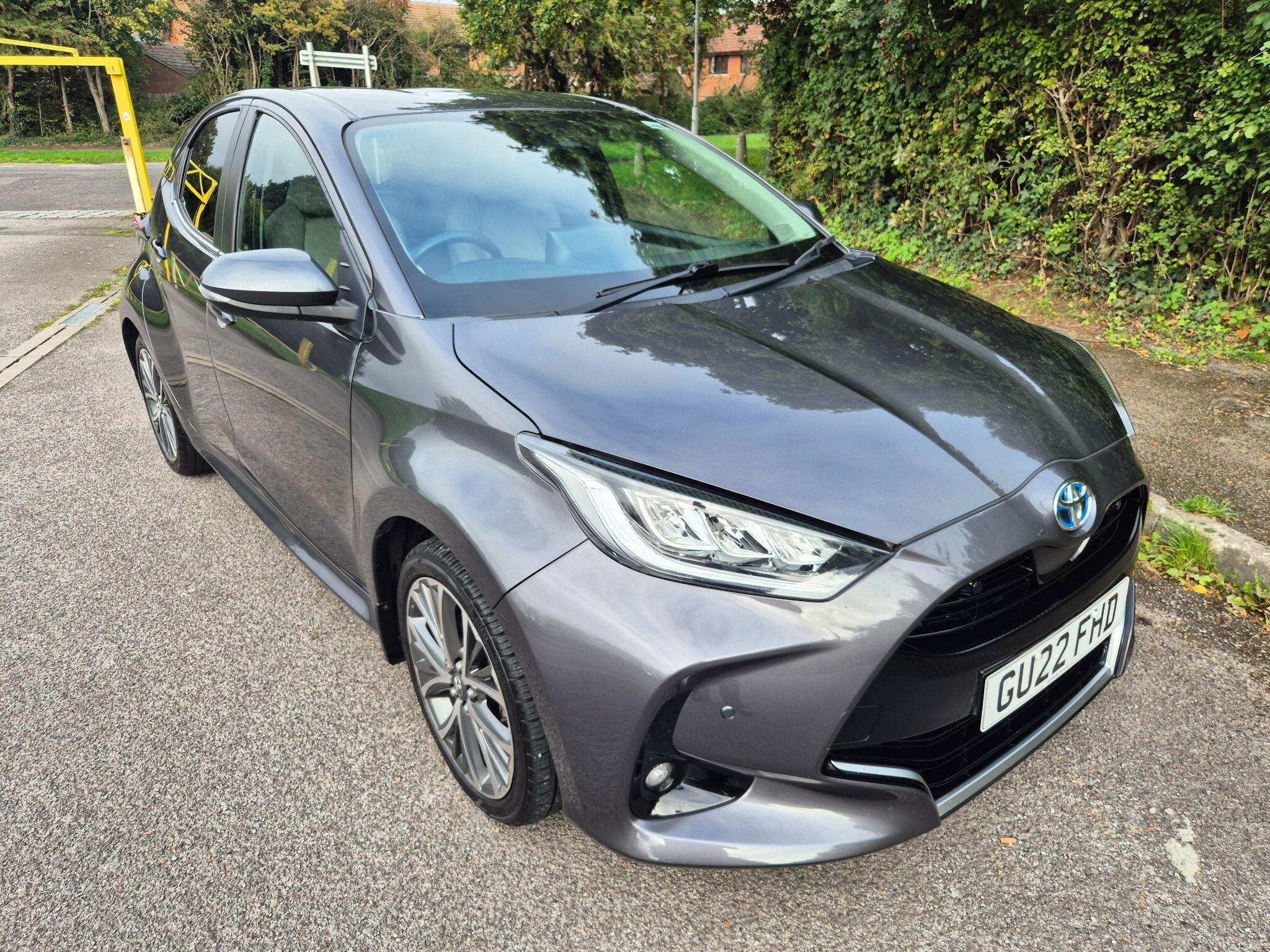 Main listing image - Toyota Yaris