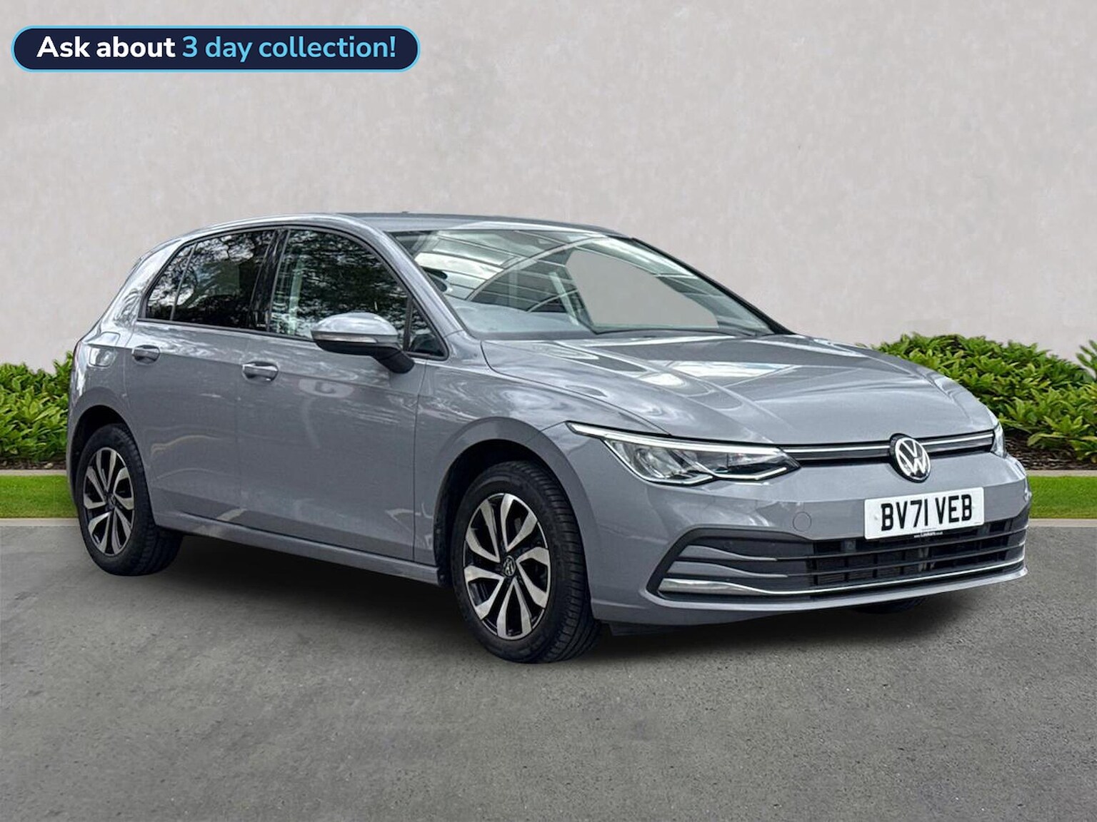 Main listing image - Volkswagen Golf