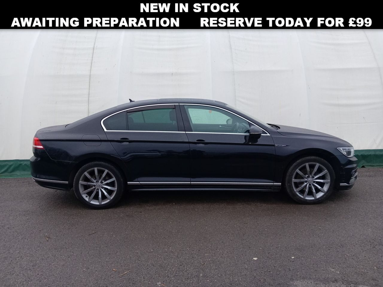 Main listing image - Volkswagen Passat