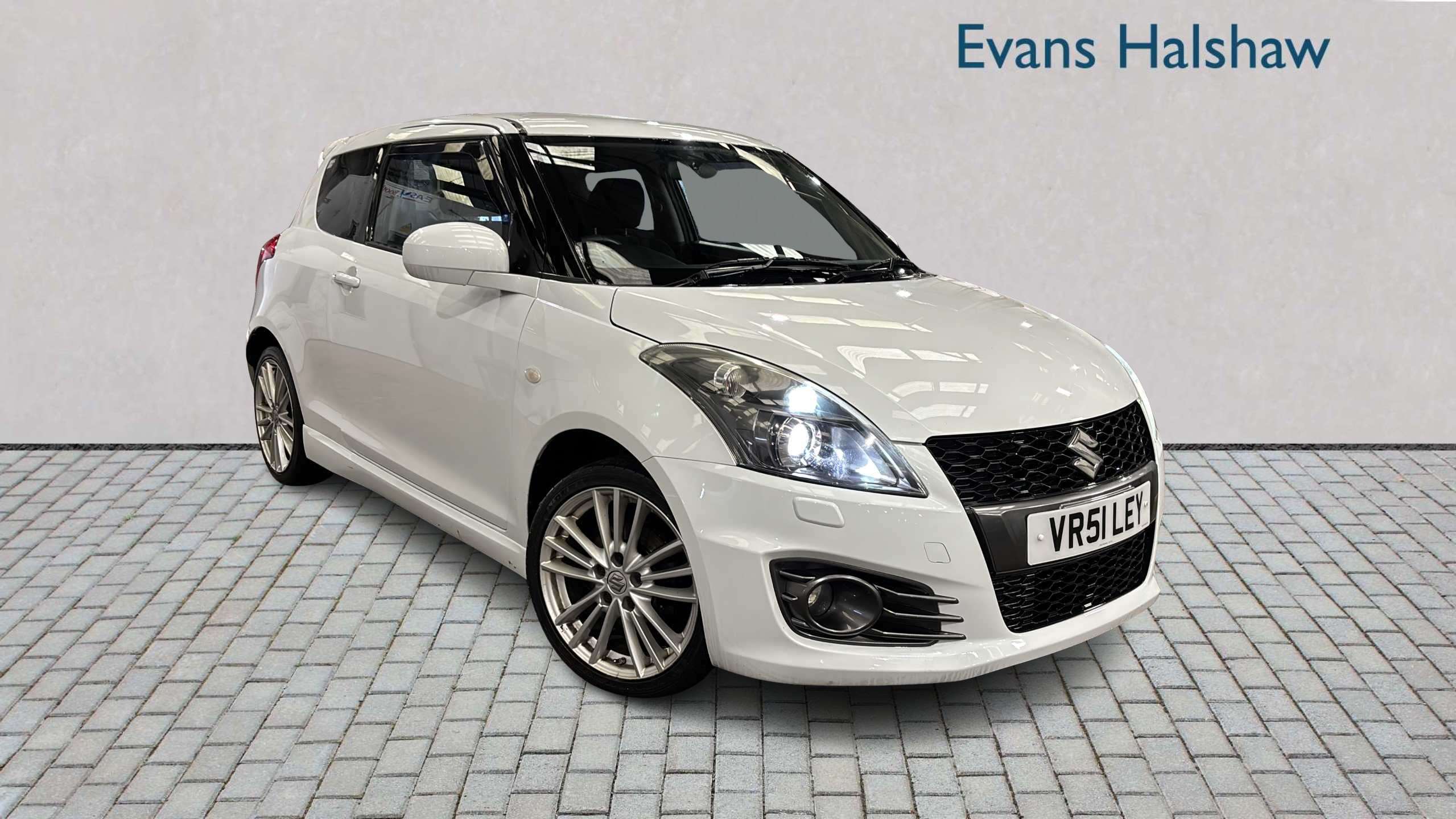Main listing image - Suzuki Swift Sport