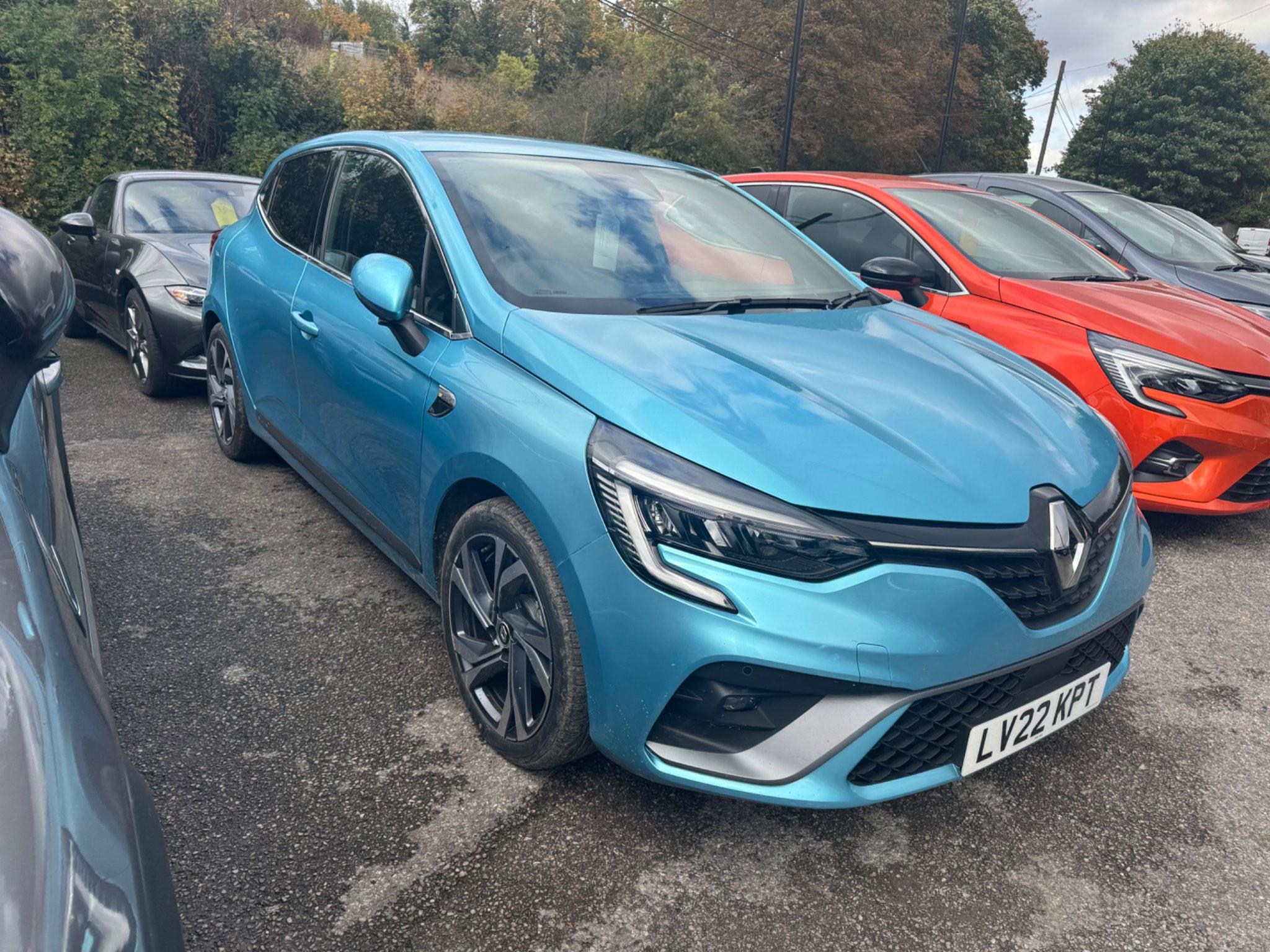 Main listing image - Renault Clio