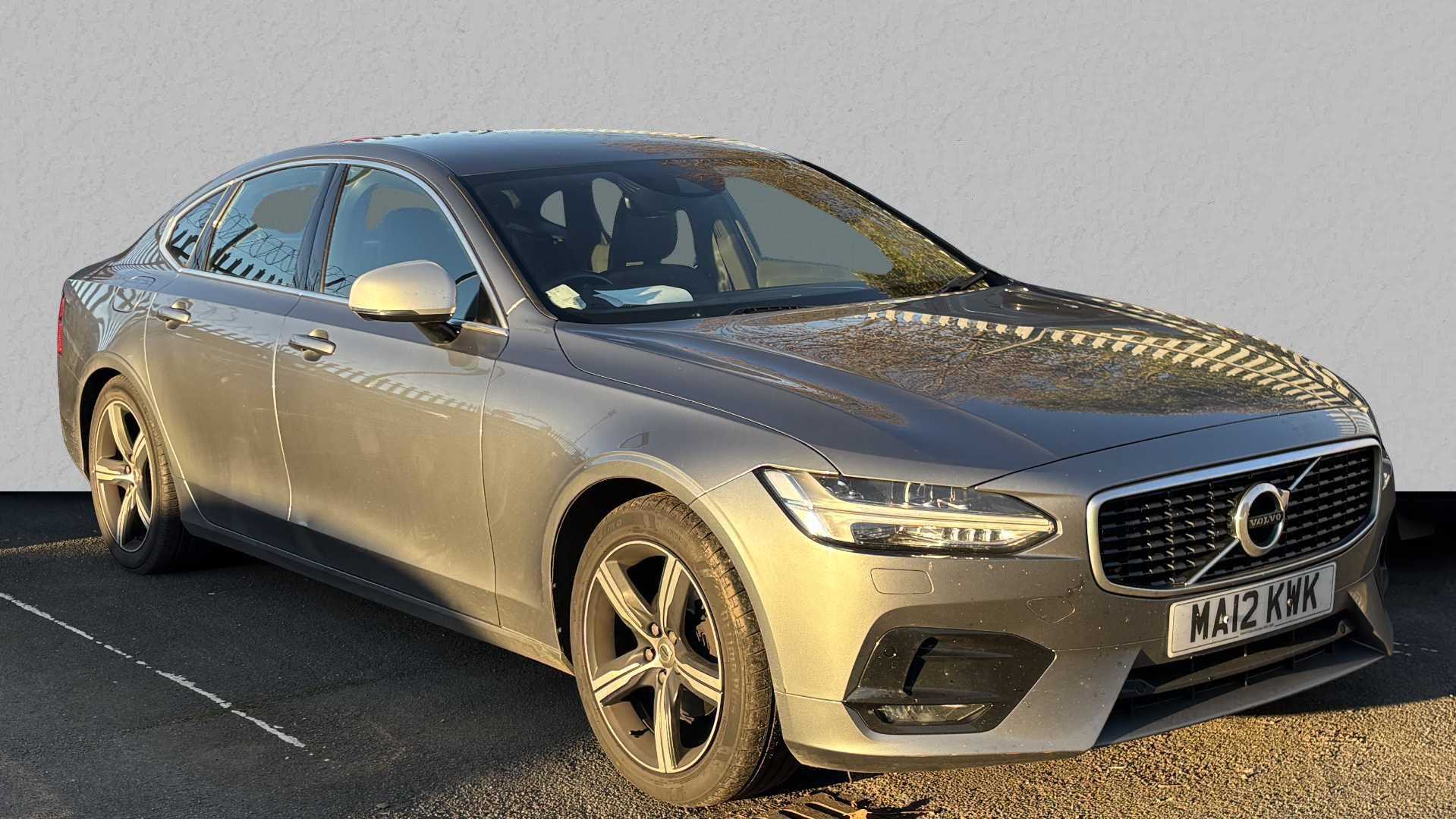 Main listing image - Volvo S90