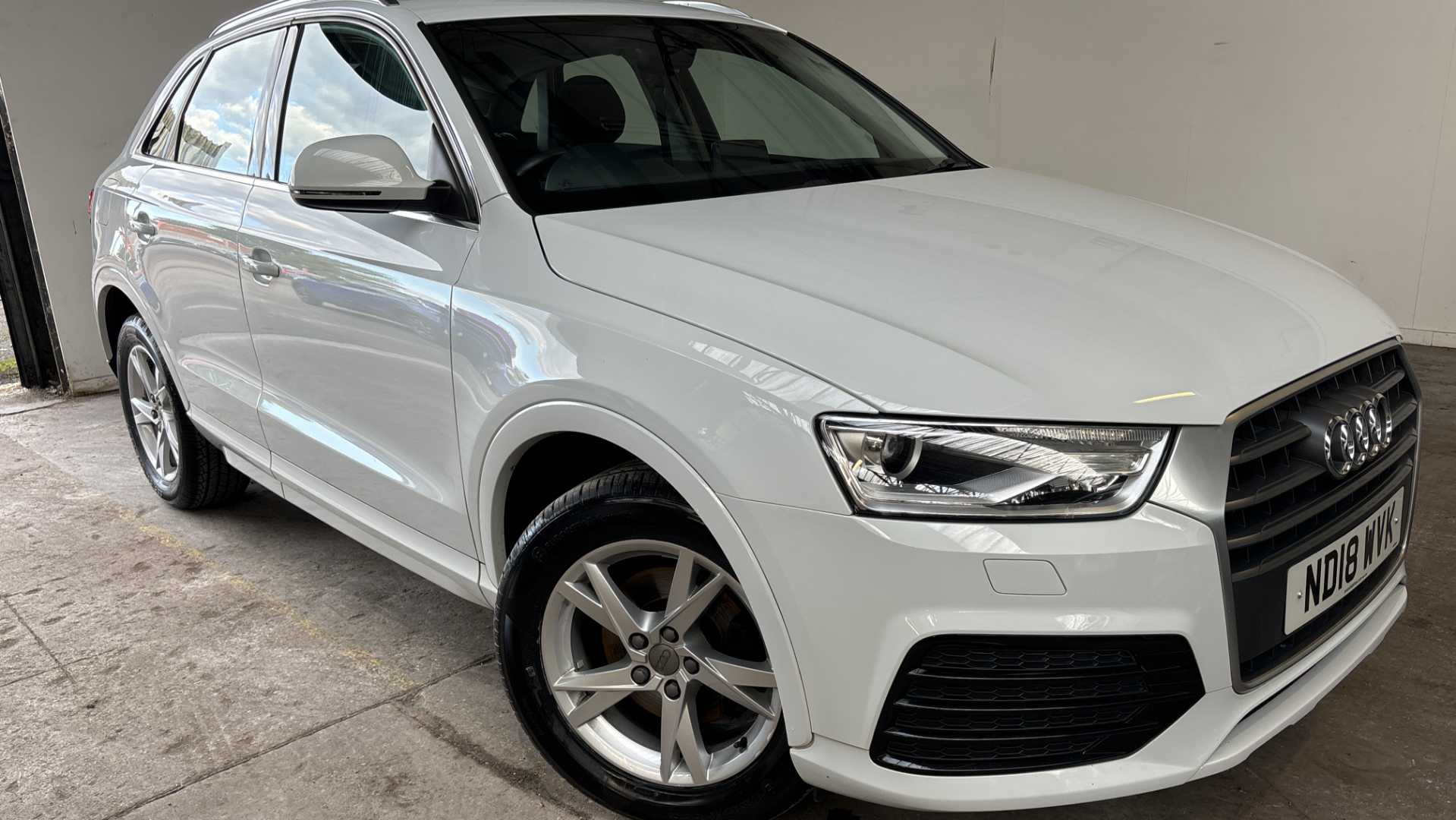 Main listing image - Audi Q3