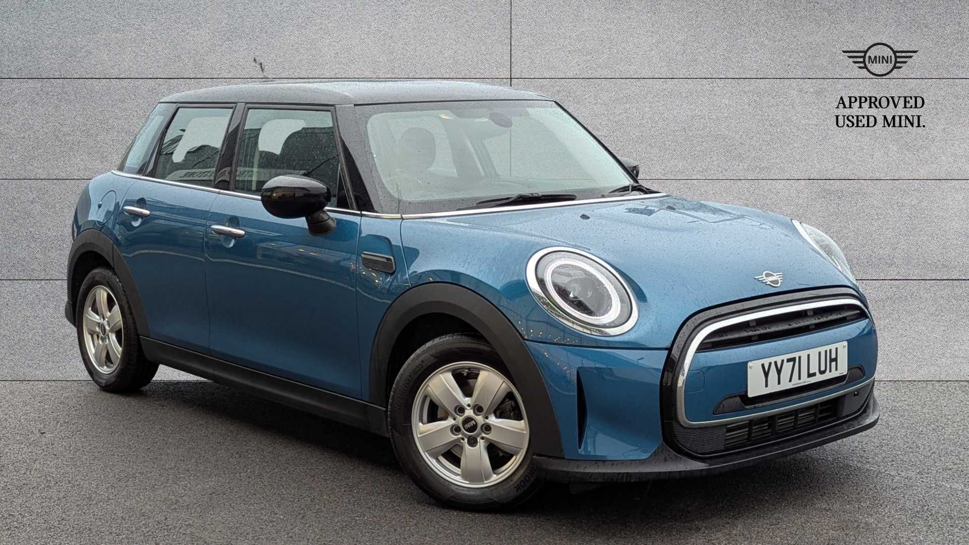 Main listing image - MINI Hatchback 5dr