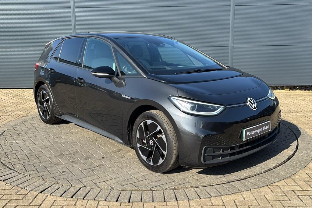 Main listing image - Volkswagen ID.3