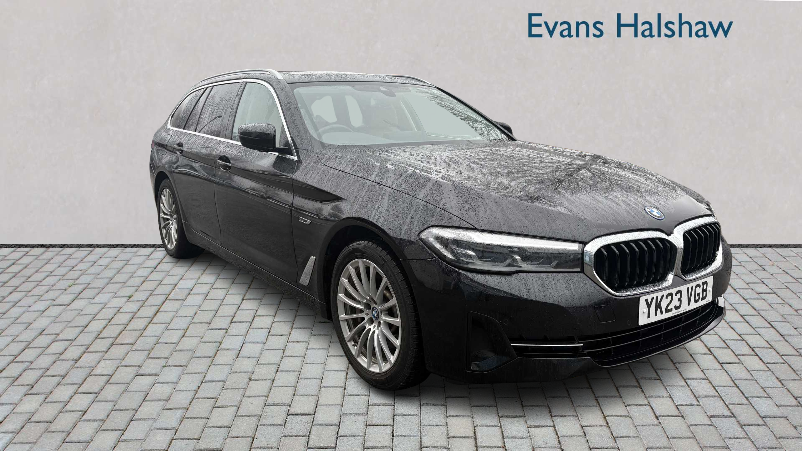 Main listing image - BMW 5 Series Touring