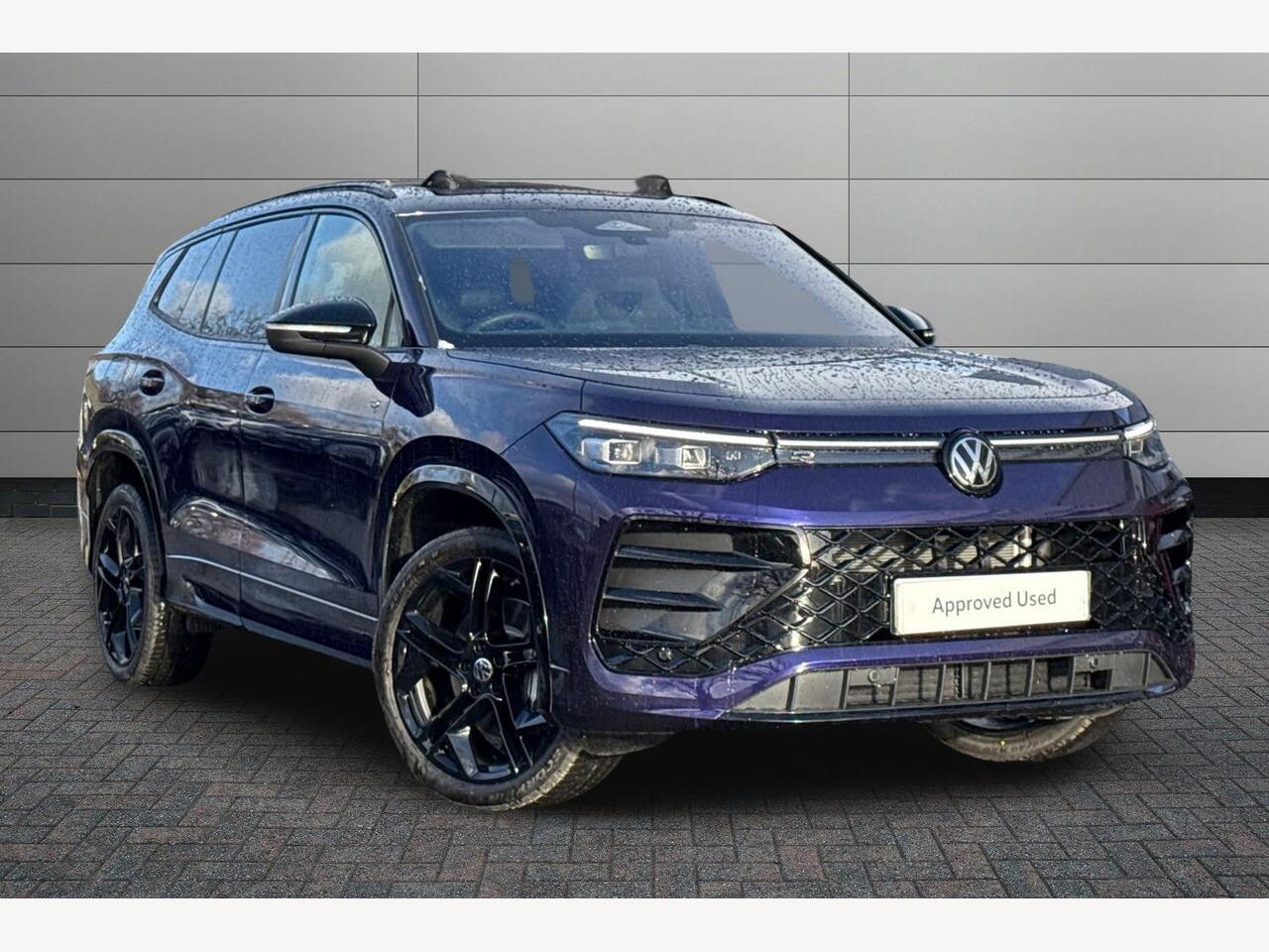 Main listing image - Volkswagen Tayron