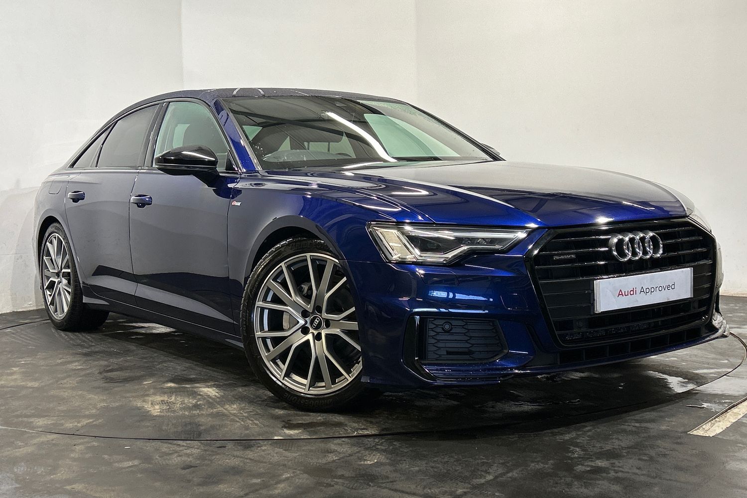 Main listing image - Audi A6