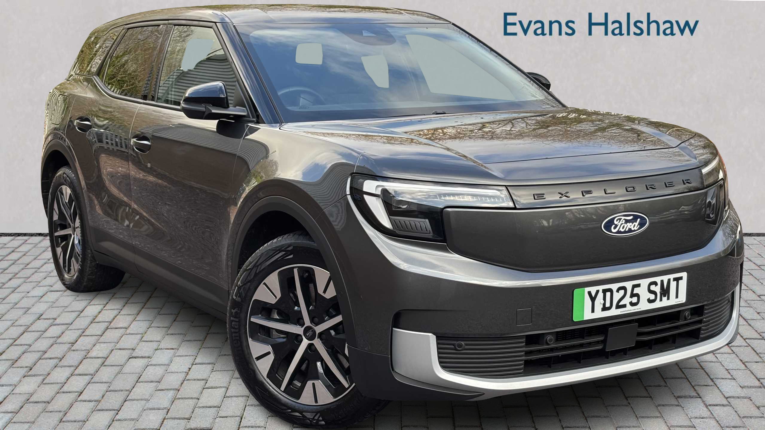 Main listing image - Ford Explorer