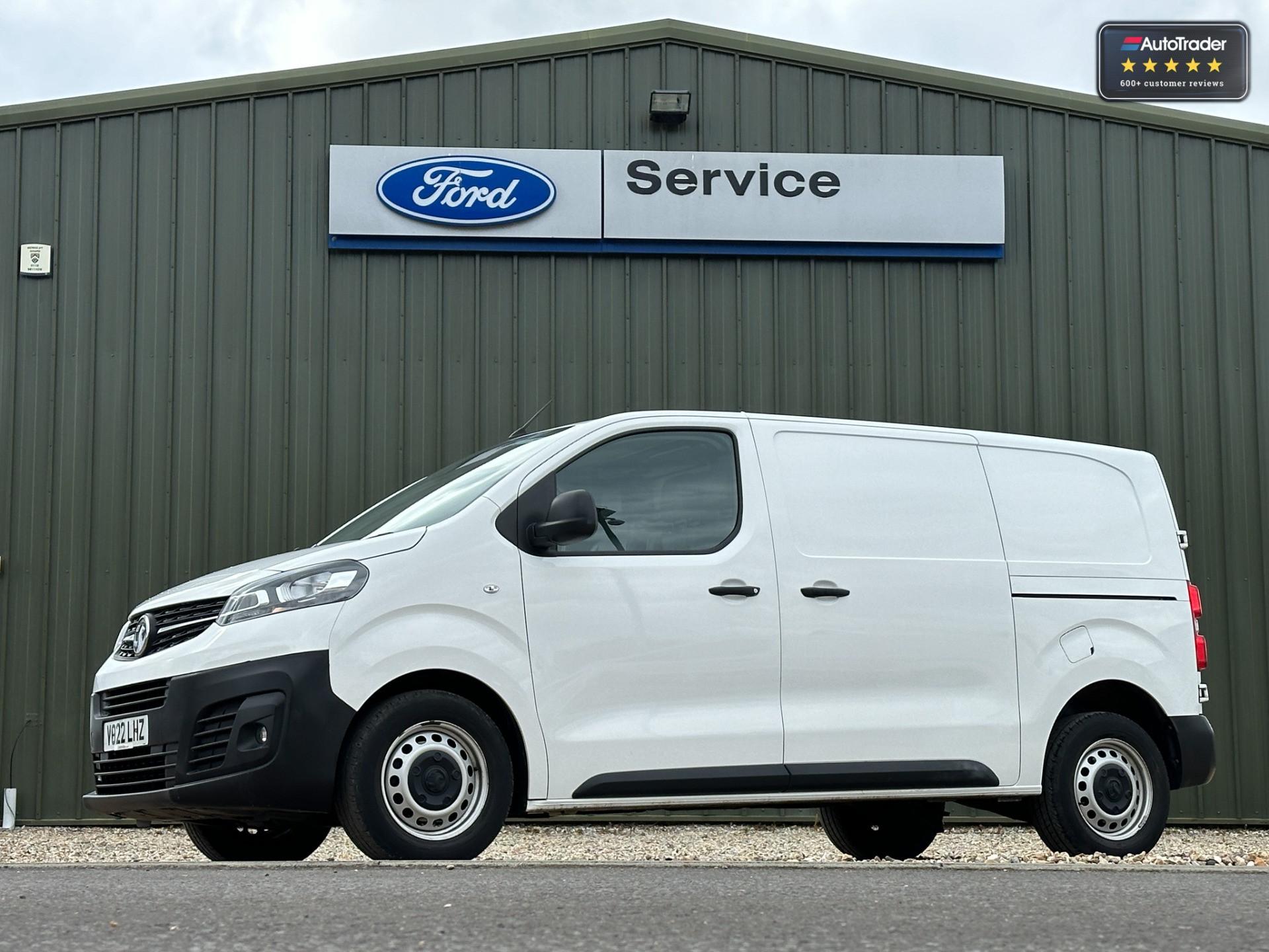 Main listing image - Vauxhall Vivaro