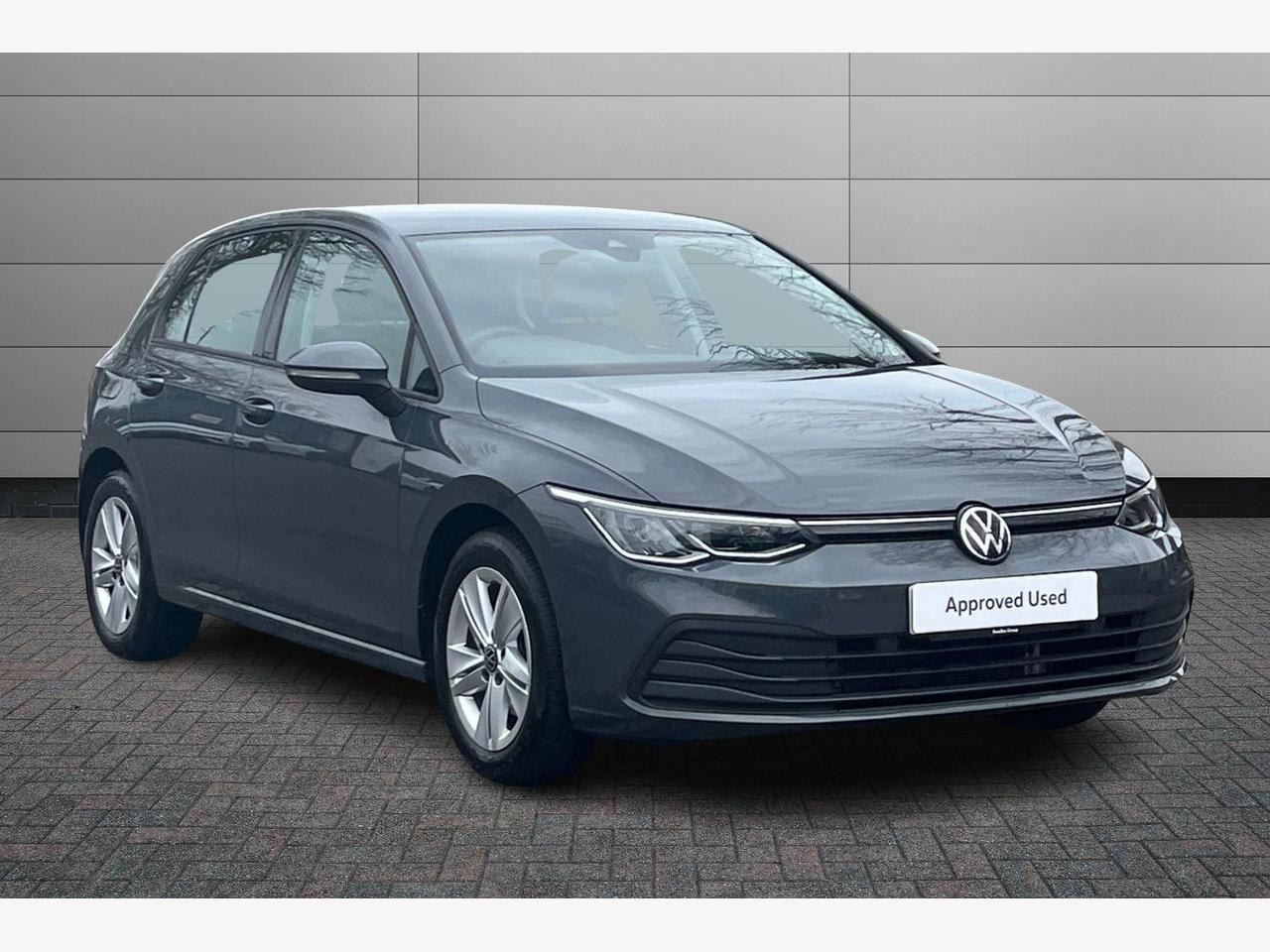 Main listing image - Volkswagen Golf