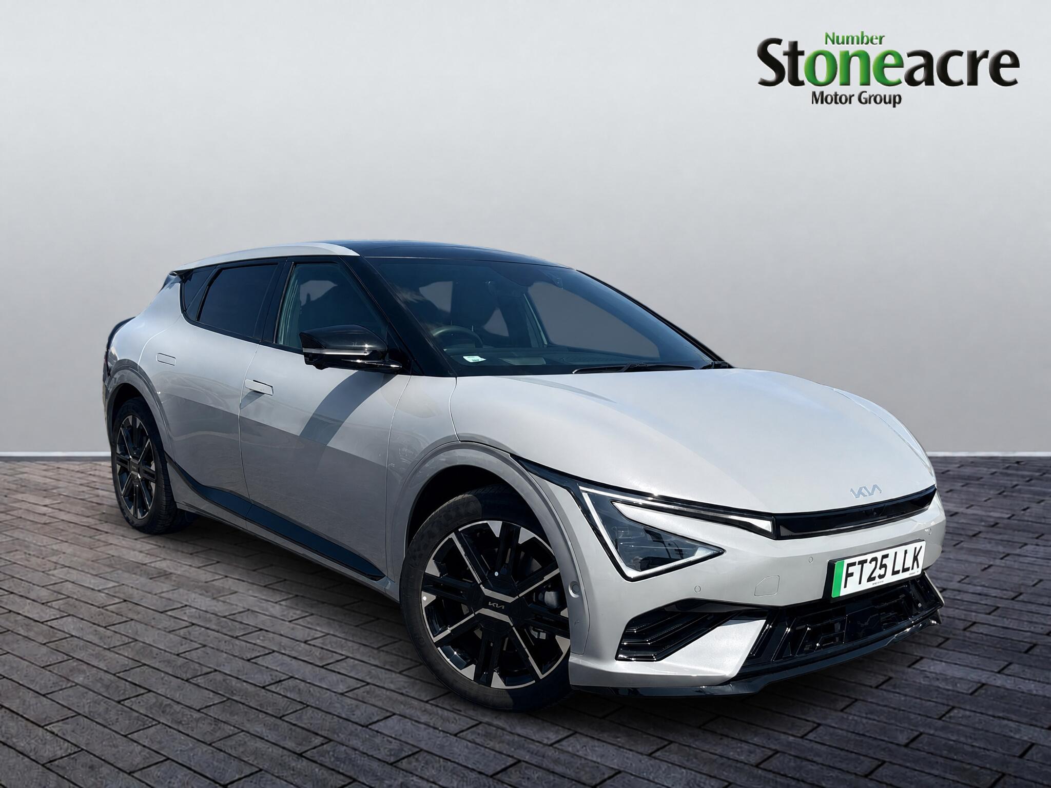 Main listing image - Kia EV6