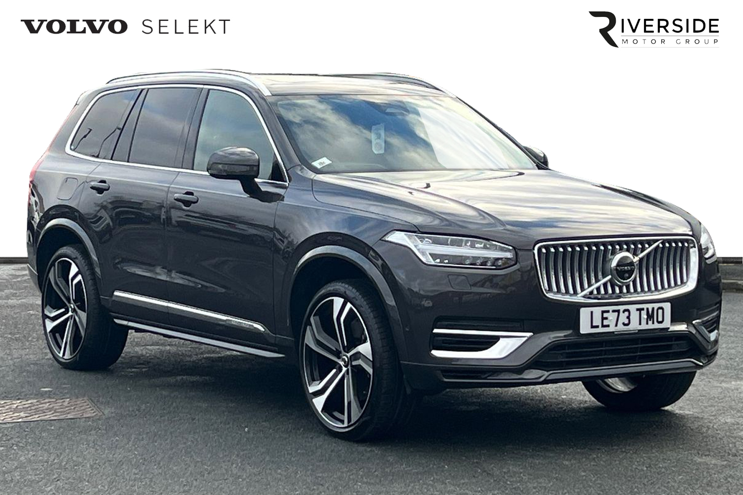 Main listing image - Volvo XC90