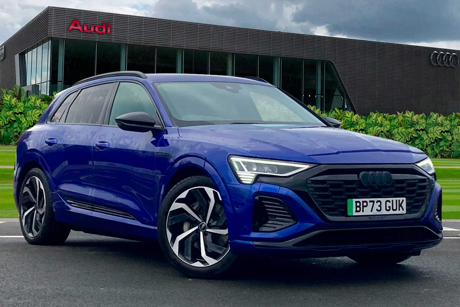 Main listing image - Audi Q8 e-tron